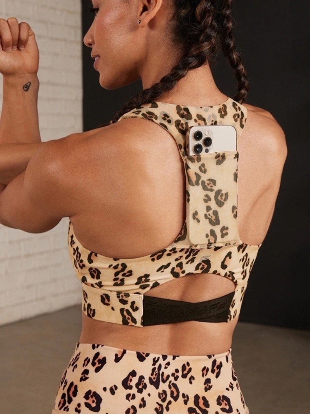 Fabletics On-The-Go Midi Leopard Print Sports Bra Medium